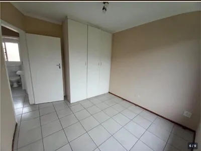 2 Bedroom House For Sale in Kempton Park - GzqB.webp