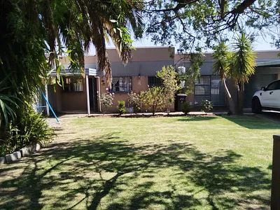 3 Bedroom Apartment For Sale in Kempton Park - coLI.webp
