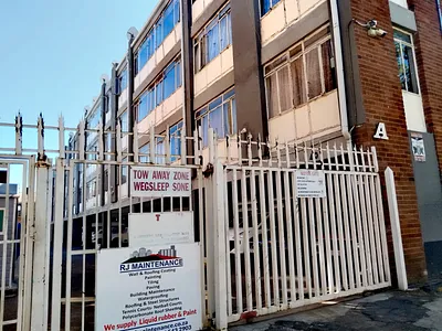 3 Bedroom Apartment For Sale in Kempton Park - kwWC.webp