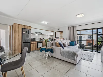 2 Bedroom Apartment For Sale in Ballito - AIKg.webp