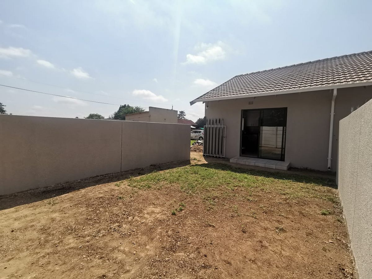 Property To Rent on Qwengo