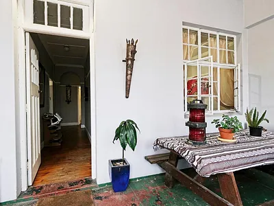 2 Bedroom Apartment For Sale in Port Elizabeth - QcE2.webp