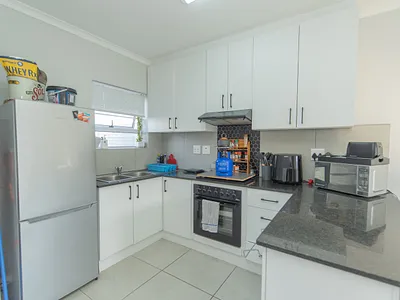 2 Bedroom Townhouse For Sale in Port Elizabeth - ASYe.webp