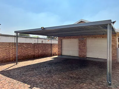3 Bedroom House For Sale in Brakpan - uF3w.webp
