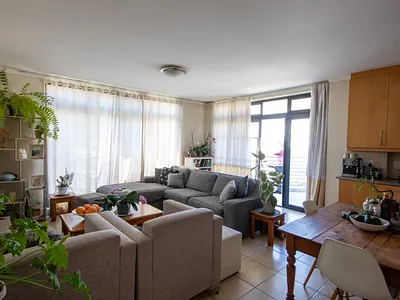 1 Bedroom Apartment For Sale in Cape Town - 9wps.webp