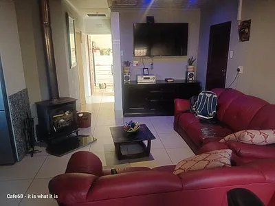 3 Bedroom House For Sale in Pretoria - 8KfQ.webp