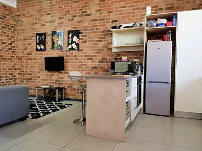 1 Bedroom Apartment For Sale in Johannesburg - n17x.webp