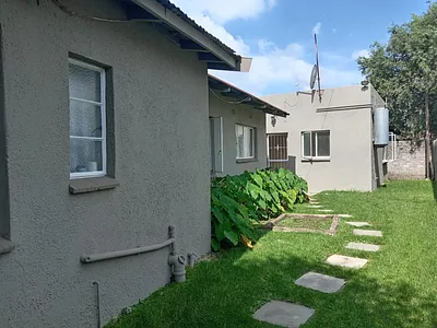 3 Bedroom House For Sale in Kempton Park - W5lH.webp