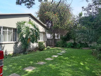 3 Bedroom House For Sale in Kempton Park - s3v0.webp