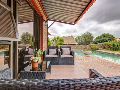 3 Bedroom House For Sale in Kempton Park - DiuG.webp