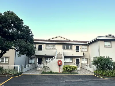 4 Bedroom Apartment For Sale in Ballito - JAHx.webp