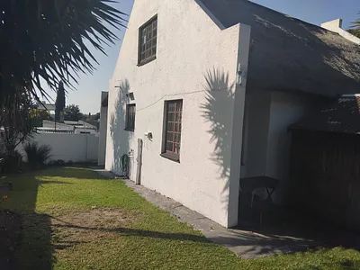 3 Bedroom Townhouse For Sale in Kempton Park - OHT7.webp