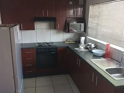 2 Bedroom Apartment For Sale in Kempton Park - qPGz.webp