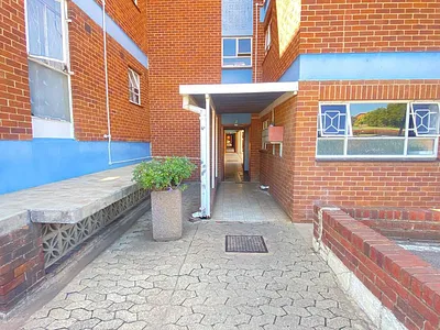 2 Bedroom Apartment For Sale in Kempton Park - Lihg.webp