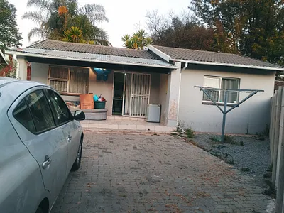 2 Bedroom Apartment To Rent in Kempton Park - img