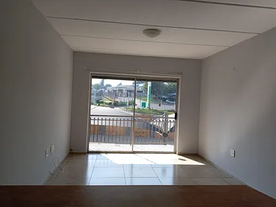 2 Bedroom Apartment For Sale in Kempton Park - ZBeq.webp