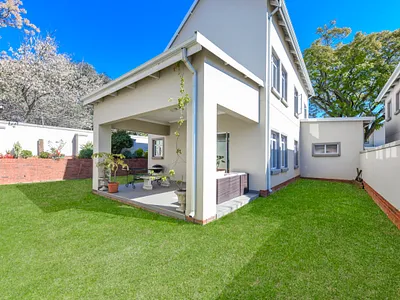 3 Bedroom Townhouse For Sale in Randburg - ExJx.webp