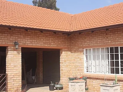 3 Bedroom House For Sale in Benoni - z50a.webp
