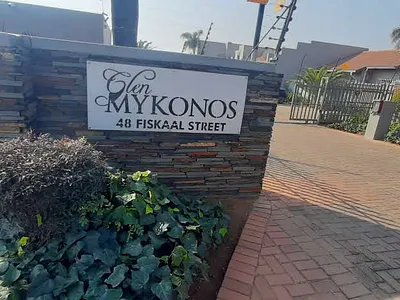 3 Bedroom Townhouse For Sale in Kempton Park - img