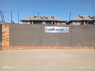 3 Bedroom Townhouse For Sale in Boksburg - m4mF.webp