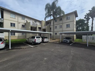 2 Bedroom Apartment For Sale in Ballito - rs1w.webp