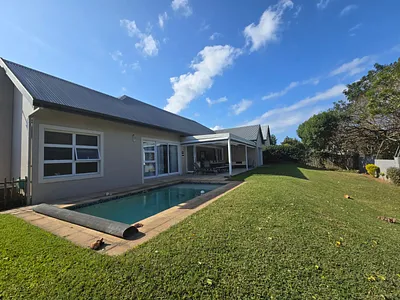 4 Bedroom House For Sale in Ballito - USrm.webp