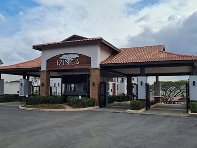 3 Bedroom Apartment For Sale in Umhlanga - u6ji.webp