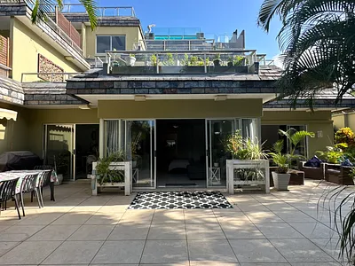 4 Bedroom Apartment For Sale in Umhlanga - eMP0.webp