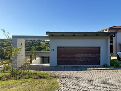 4 Bedroom House For Sale in Ballito - J8ba.webp