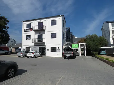 1 Bedroom Apartment To Rent in Somerset West - In5P.webp