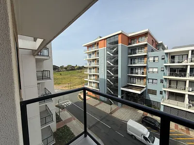 2 Bedroom Apartment To Rent in Umhlanga - mGVy.webp