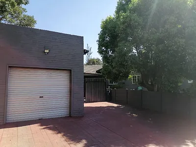 3 Bedroom House For Sale in Kempton Park - YRH8.webp