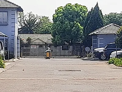 2 Bedroom Townhouse For Sale in Benoni - 11g8.webp