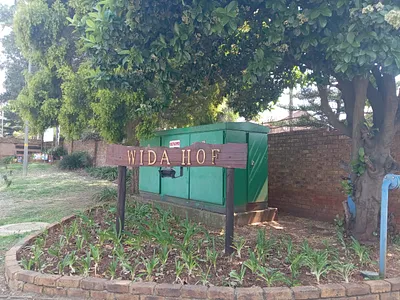 3 Bedroom Apartment To Rent in Kempton Park - UpAG.webp