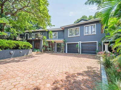 4 Bedroom House For Sale in Ballito - JD8L.webp