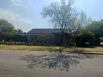 3 Bedroom House For Sale in Kempton Park - uDJO.webp