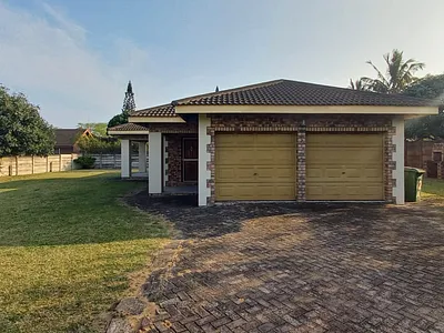 3 Bedroom House For Sale in Richards Bay - kgaZ.webp
