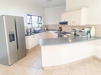 3 Bedroom Townhouse To Rent in Ballito - GkCD.webp