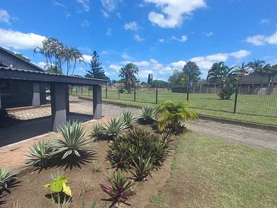 3 Bedroom Townhouse To Rent in Richards Bay - mrtl.webp