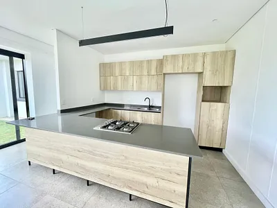 3 Bedroom Townhouse To Rent in Ballito - M0Jk.webp