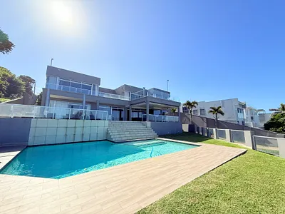 5 Bedroom House For Sale in Umhlanga - cZXa.webp