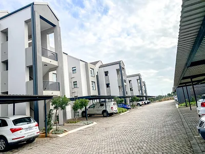 3 Bedroom Apartment For Sale in Ballito - KDlx.webp