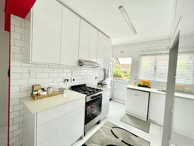 3 Bedroom Townhouse For Sale in La Mercy - zGcz.webp