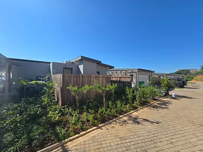 2 Bedroom House For Sale in Ballito - 8m7M.webp