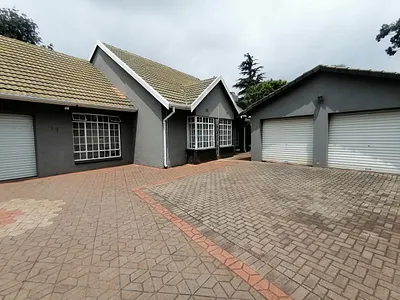 3 Bedroom House For Sale in Kempton Park - img