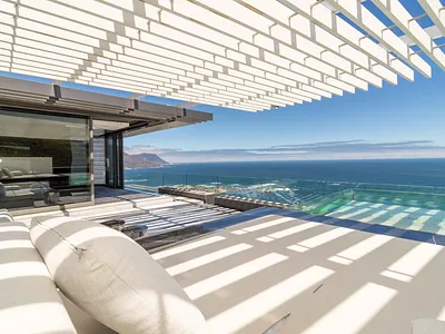 5 Bedroom House For Sale in Cape Town - lkp7.webp