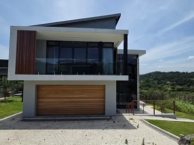 4 Bedroom House For Sale in Ballito - AdyQ.webp