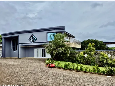 5 Bedroom House To Rent in Ballito - sl57.webp