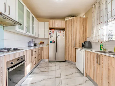 3 Bedroom Apartment To Rent in Sandton - 95Bp.webp