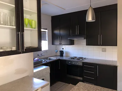 3 Bedroom Apartment To Rent in Sandton - img